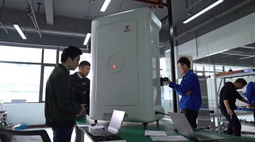 中国の外壁清掃、AIロボットにお任せ