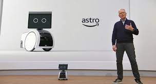 【Amazonの警備ロボット】「ウォーリー」に似たAmazonの家庭用ロボット「Astro」が警備仕様に